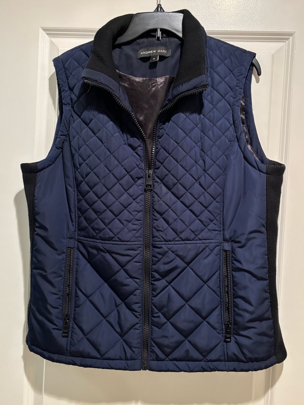 Andrew Marc Quilted Dark Navy Sleeveless Vest
